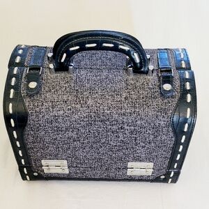 Vanity Travel Case....1970's Many Compartments Very Unique Item